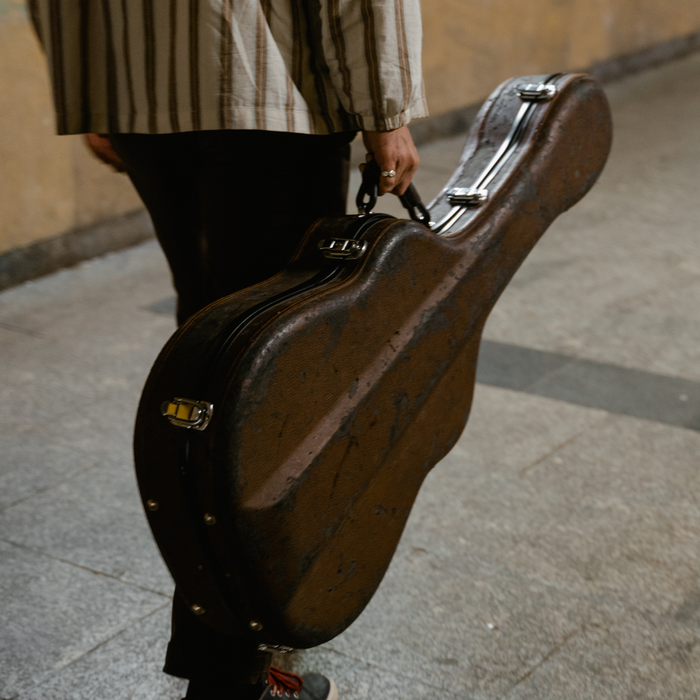 Guitar Cases & Gig Bags